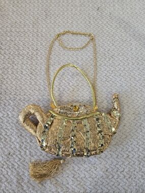 Genie Lamp Handbag Gold Sequin Aladdin Costume Purse w/ Finger Cymbals
